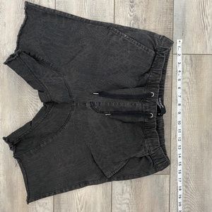 Cotton On Drop-Crotch Denim Rake Shorts Size 32